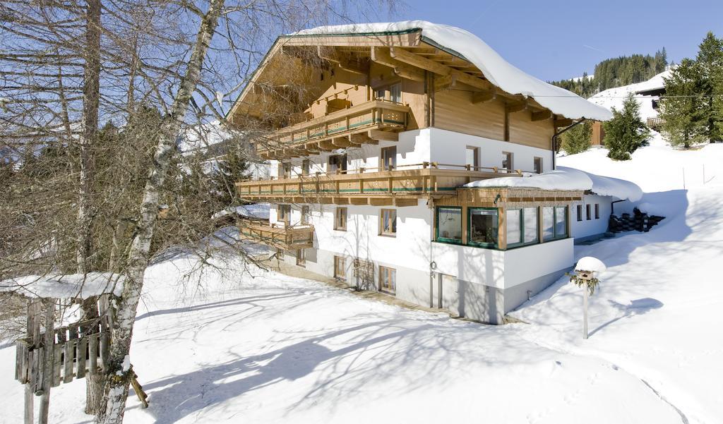 Haus Spieleck Bed and Breakfast Saalbach-Hinterglemm Buitenkant foto