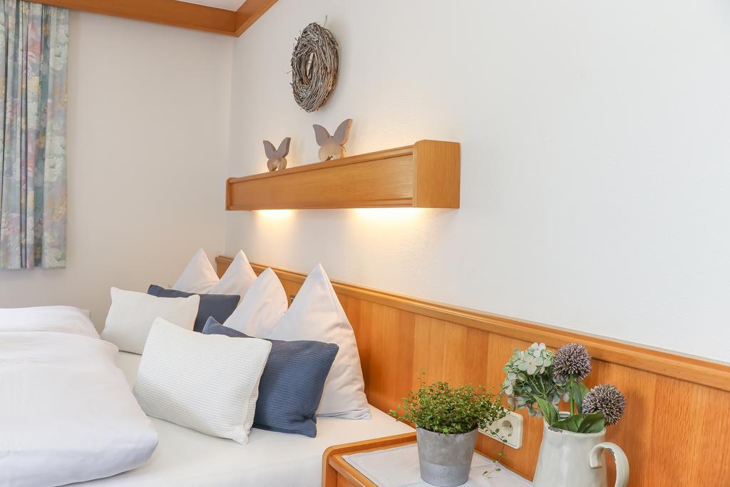 Haus Spieleck Bed and Breakfast Saalbach-Hinterglemm Buitenkant foto