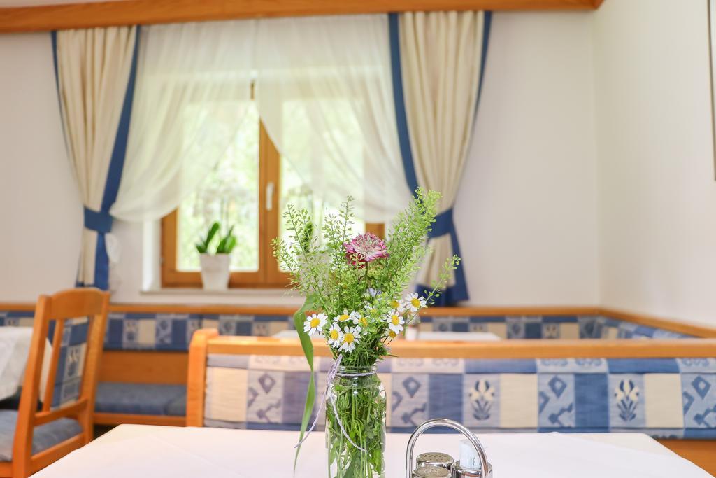 Haus Spieleck Bed and Breakfast Saalbach-Hinterglemm Buitenkant foto